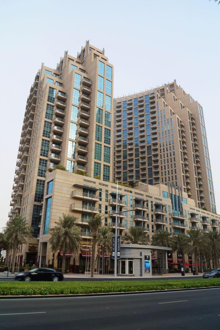 Trinity Holiday Homes - Standpoint Tower Downtown Dubai Exteriör bild